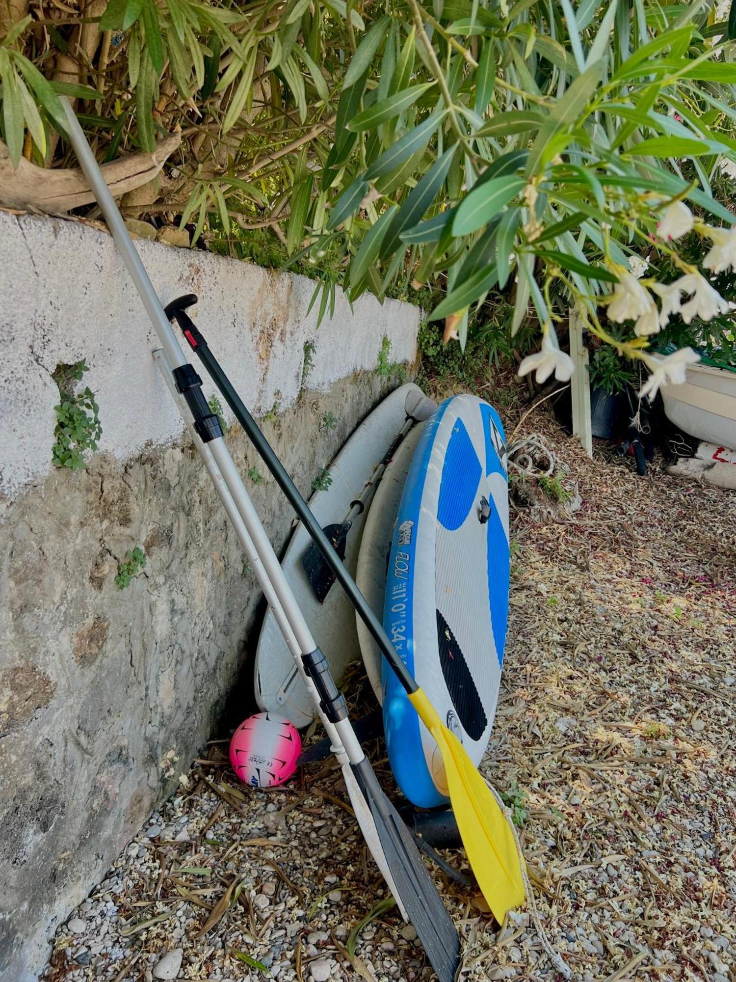 Kohyli Beachfront House Agia Pelagia Chlomou ภายนอก รูปภาพ